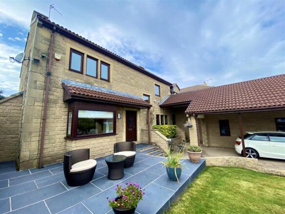 4 bed Detached to rent