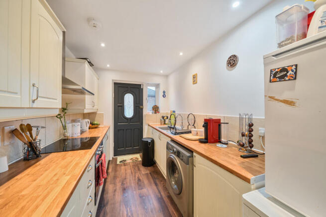 1392753-30-694130...