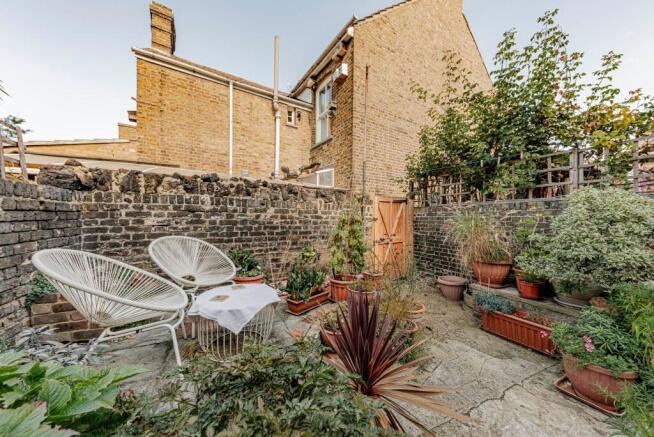 Garden (2)