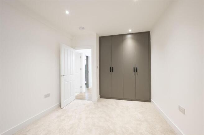 Flat 3, 80 Durham Road,9.jpg