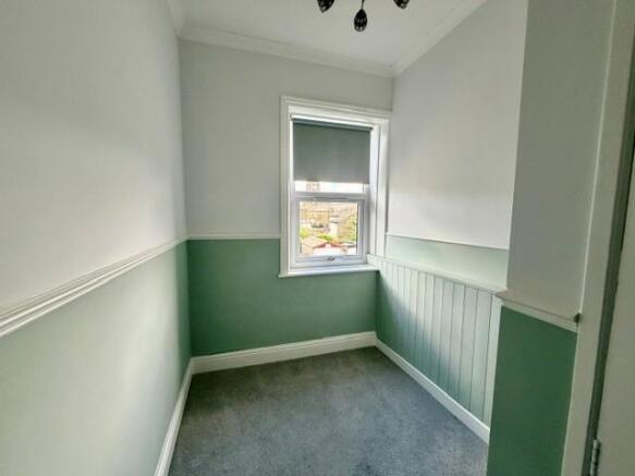 2 bed Terraced to rent Image 8