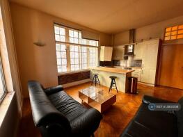 Flat 2, 29, Eastgate, Leeds LS2 7AL