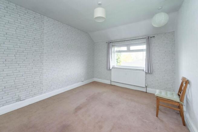 3 bed Semi-Detached for sale Image 6