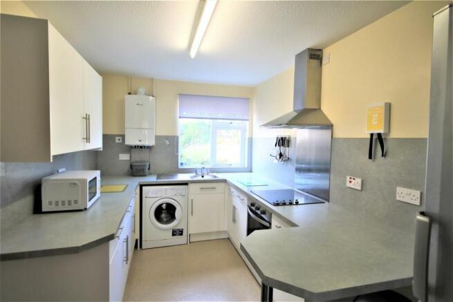 Kitchen a.JPG