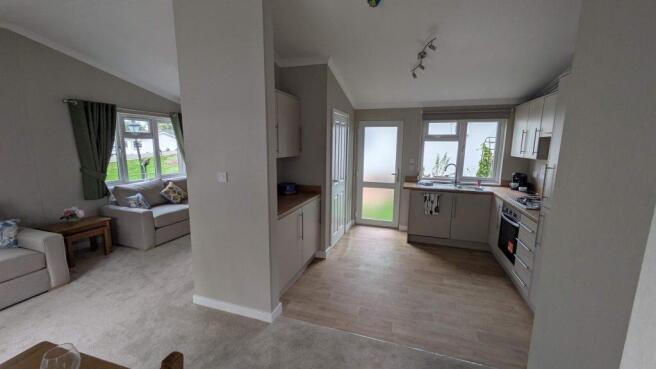 Kitchen 1