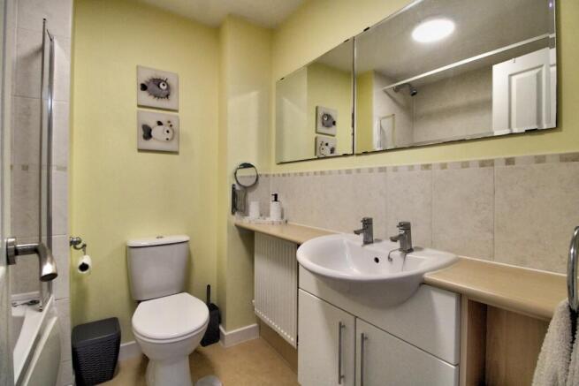 IMG_8018_19_20_Interior 4