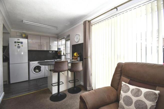 3 bed Detached for sale Image 8