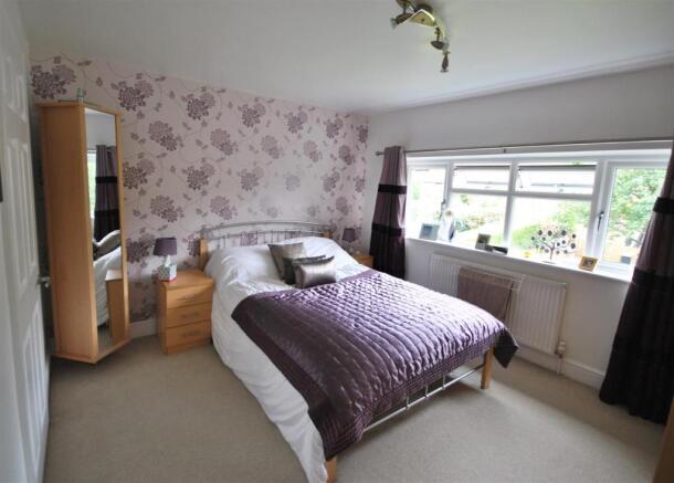 master bedroom.JPG