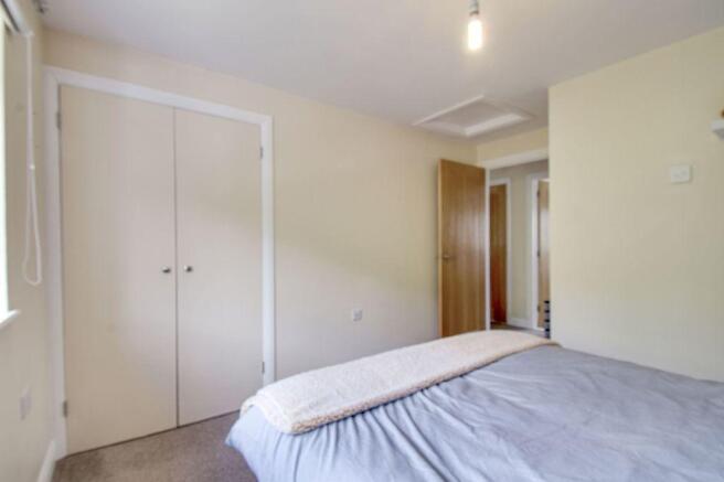 Bedroom 2 (Double)