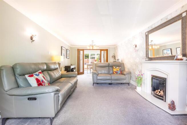 18 Shotteswell Road 1.jpg