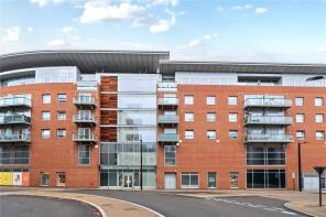 404, 102 Eden Apartments, Desborough Road, High Wycombe HP11 2FE