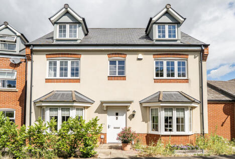 Ambrosia Walk, Tewkesbury, Gloucestershire, GL20
