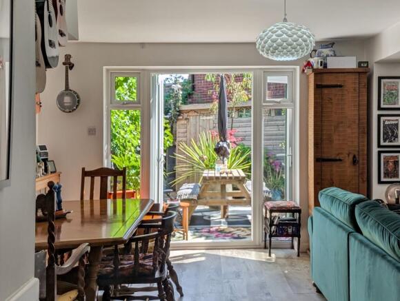 Kitchen / Open Plan Living Area