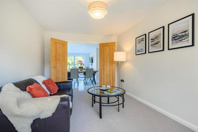 8482132-interior27.jpg