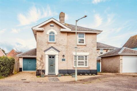 Parsons Field, Aldeburgh, IP15