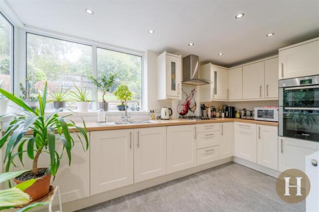 Hadleigh Estate Agents-3.jpg