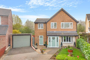 19, Honiton Gardens, Corby NN18 8BW