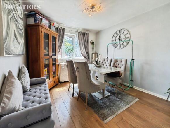 3 bed House for sale Image 5