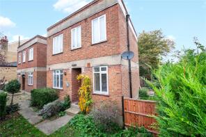 16, Vale Close, Strawberry Vale, Twickenham TW1 4SF