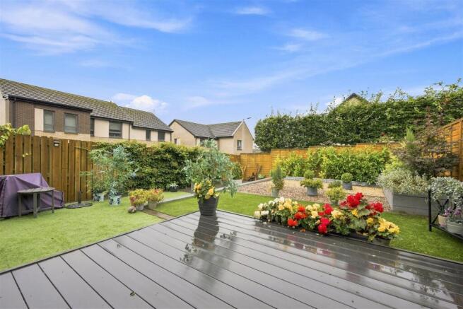 02-1_STIRLING_MEWS_MILTON_OF_CAMPSIE_002.jpg