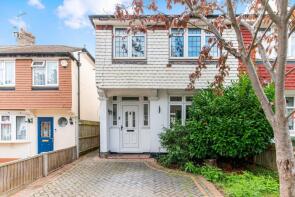 48, Elmdene, Surbiton KT5 9PW