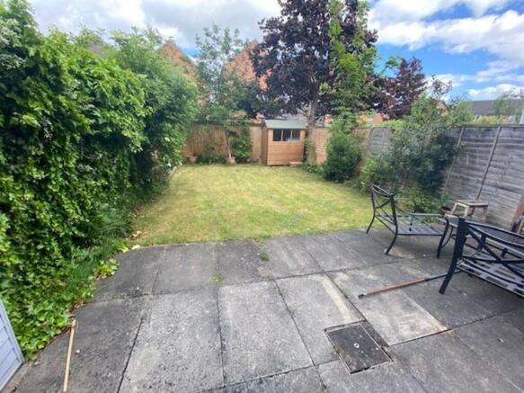 2 bed Semi-Detached to rent Image 9