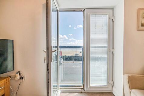 The Waterfront, Pendine, Carmarthen, SA33