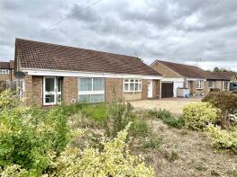 9, Walnut Close, Gloucester GL4 5EU