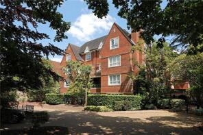 Flat 8, 52 Oxford House, Parkside, London SW19 5NE