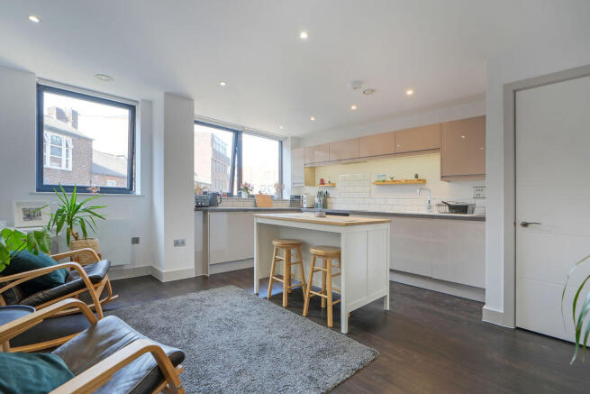 Living / Dining / Kitchen 