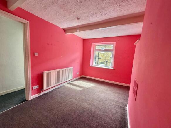 2 bed Terraced for sale Image 8