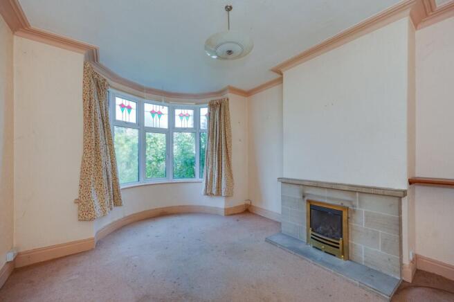 KITCHEN, DINER AND LIVING ROOM