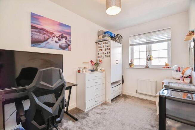 3 bed House for sale Image 12