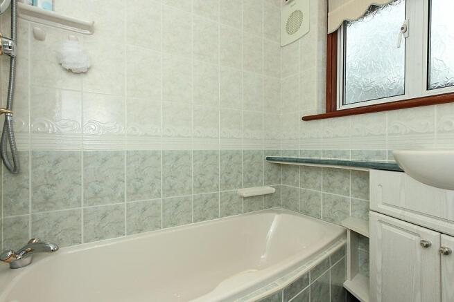 Sun-Bathroom_2.jpg