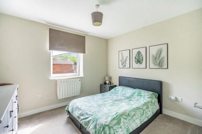 2 bed Apartment for sale Image 6