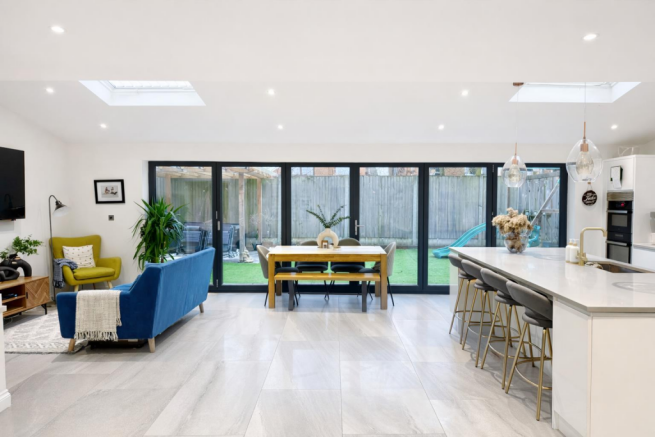 OPEN PLAN LOUNGE / KITCHEN / DINER / PLAYROOM