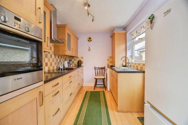 2 bed Detached Bungalow for sale Image 10