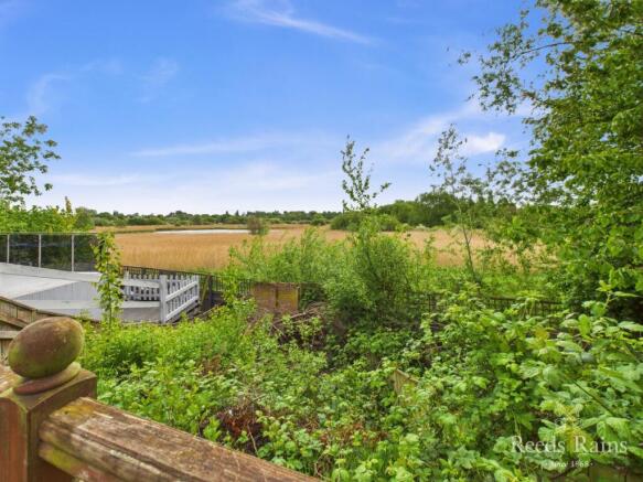 3 bed Terraced for sale Image 4