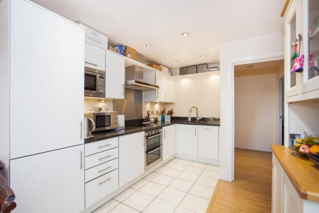 12, Dene House fp...