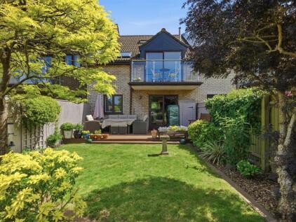 Asquith Close, Christchurch