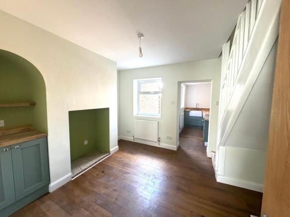 2 bed Terraced for sale Image 6