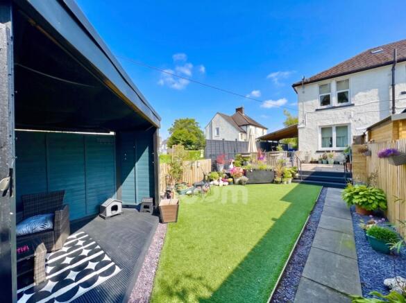 NORTH DRIVE, LINWOOD GARDEN IMAGE