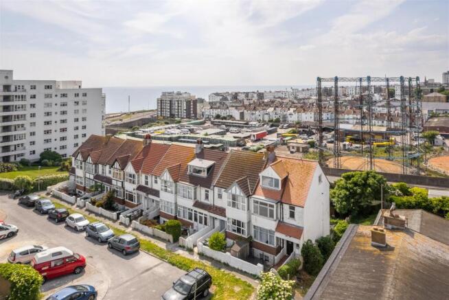 20a Cliff Road-1.jpg