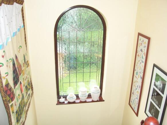 OVAL window