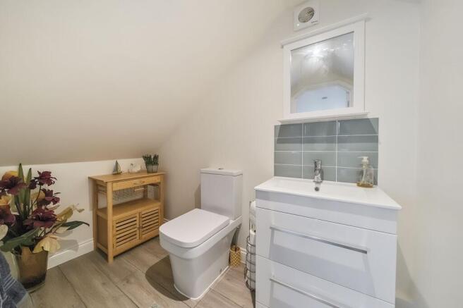 Upstairs Cloakroom