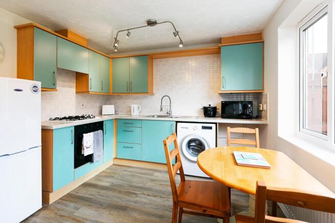3 bed Terraced for sale Image 8