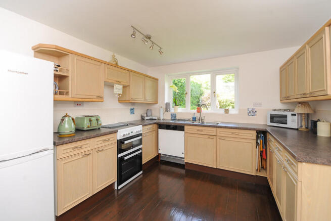 Kitchen/breakfast...