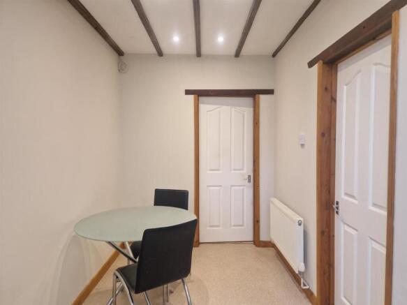 Dining Area.jpg