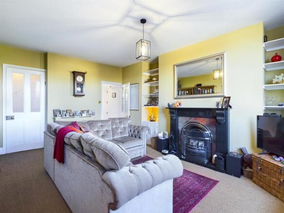 Living Room a.jpg