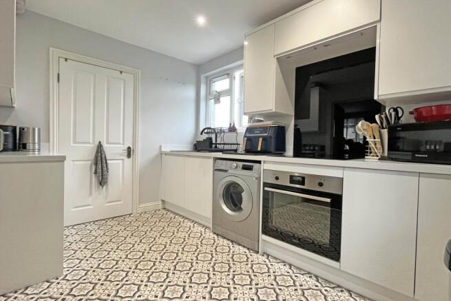 Northbourne Road, Eastbourne, BN22 8RR photo 3